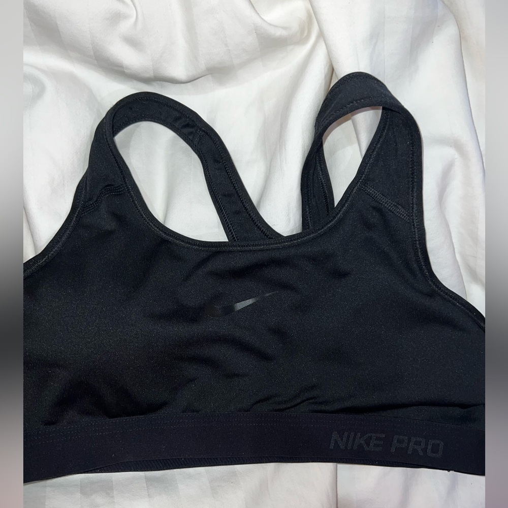 Nike Pro Womens Padded Sports Bra